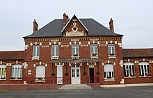 Façade de la mairie de Villers-Carbonnel