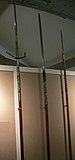 Trīs yari ieroči (Kagi yari, omi yari un su yari) izstādīti muzejā