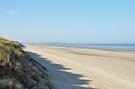 Pantai Zuydcoote, di persisiran pantai jabatan.