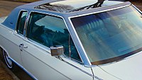 1978 Lincoln Continental Town Coupe, showing glass moonroof