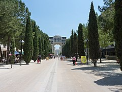 La place du Millénaire.