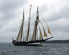 Oosterschelde voor de rede van Brest in 2012.