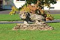 Lion du perron de l'ancien château (2013).