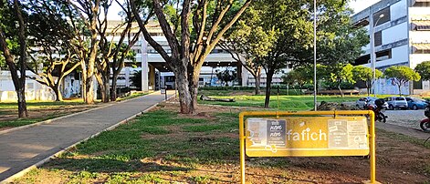 Entrada Principal da Faculdade de Filosofia e Ciências Humanas (UFMG)