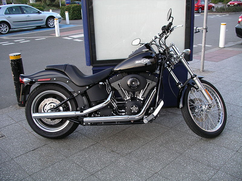 Ficheiro:Harley-davidson 17a07.JPG