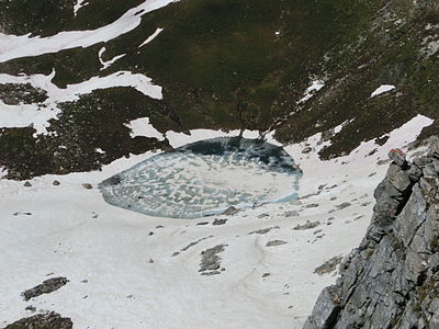 Blick zum See auf dem Pass da Schmorras.