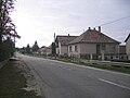 Maisons de type Kádár-kocka à Neszmély (Hongrie).