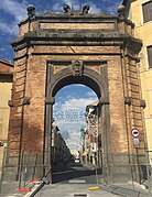 Entrada a la avenida principal de Campagnano di Roma.
