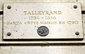 Talleyrand résida au n° 17 en 1790.