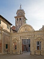 Scuola Grande di San Giovanni Evangelista, екран од Пјетро Ломбардо, 1485 година