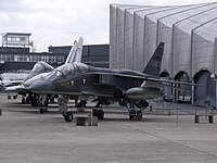 SEPECAT Jaguar E vystavený v Musée de l'Air et de l'Espace