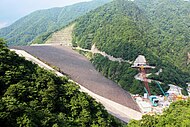36年の歳月を経て完成した日本最大の多目的ダム・徳山ダム（揖斐川）。