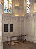 La tombe de Léonard au château d'Amboise.