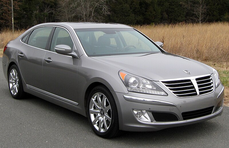 File:2011 Hyundai Equus -- 12-29-2011.jpg