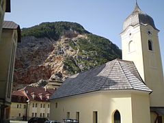 La vecchia chiesa di Cave