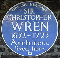 Blue plaque, Hampton Court Green