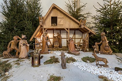 Betlém v dülmenském kostele sv. Viktora s vánočním výjevem Svaté rodiny v chlévě po narození Ježíška