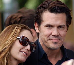 Diane Lane with Josh Brolin at a ceremony for ...