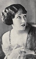 Gloria Swansonová, 1922