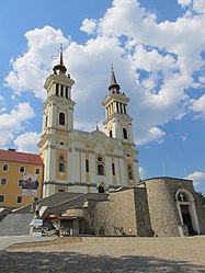 Klosterkirche mit Kloster