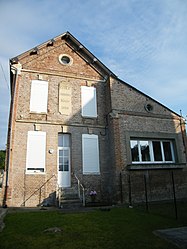The old school in Métigny