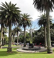 El Árbol del milenio, en Auckland.[2]​