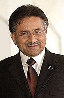 Pervez Muŝaraf 2004.jpg