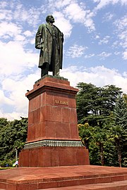 Pomnik Lenina w Jałcie 1.JPG