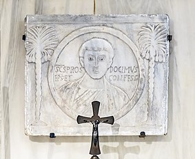 Bas-relief représentant saint Prosdocime (Ve siècle).