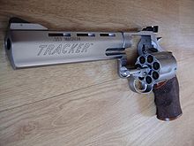 A swing-out cylinder revolver Taurus 627-KLM 357MAG 009.jpg
