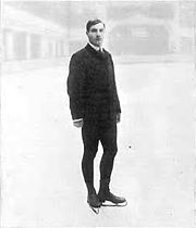 První olympijský vítěz v krasobruslení Ulrich Salchow na Letních olympijských hrách 1908 v Londýně