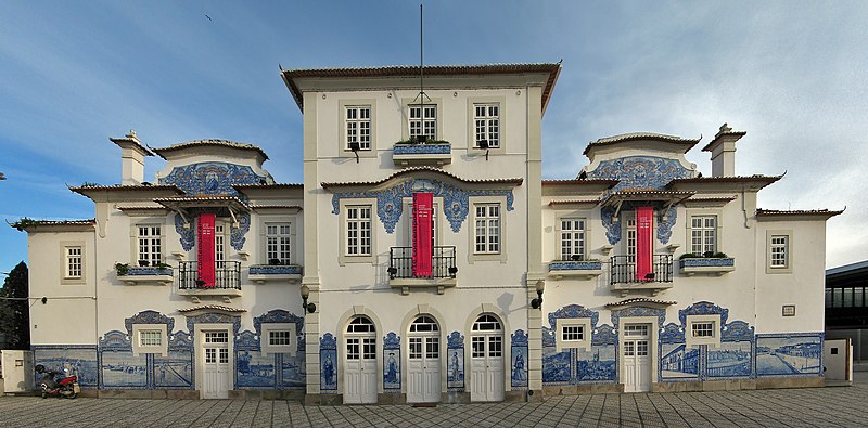 Image:Aveiro Train station.jpg