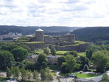 le fort de Bohus (Bohus fästning) à Kungälv en Suède, vu depuis les hauteurs du vieux Kungälv, au mois d'août 2005