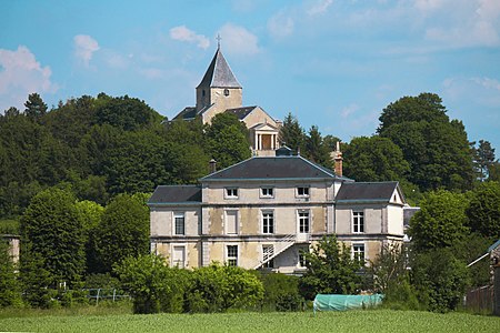 Mairie-école côté ouest.