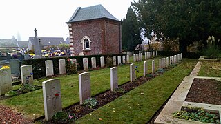 Le carré militaire britannique du cimetière