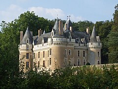 Photographie d'ensemble du château.