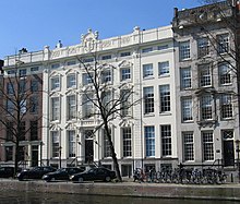 Offices of Hope & Co. for more than a century: Keizersgracht 444-446 Amsterdam (the white building in the middle). The brown building on the left is 448, once the private residence of Henry Hope. Hope-keizersgracht.jpg