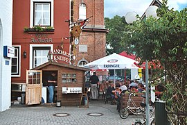Rathausmarkt mit "Landarztkneipe"