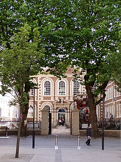 Liverpool Bluecoat 1.jpg