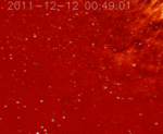 Комета C/2011 W3 (Лавджоя) из группы Крейца приближается к Солнцу, видно взаимо­действие между её хвостом и солнечным ветром; снимок STEREO‑A