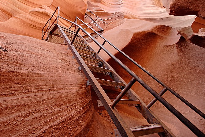 Lower Antelope Canyon stairs