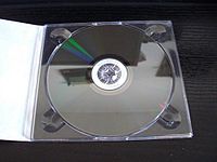 Носитель M-DISC в открытом корпусе