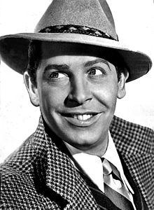 Berle in 1943 Milton Berle - 1943.jpg