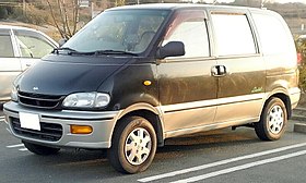 Nissan Serena 1997.JPG