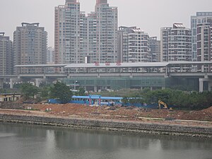 Qianshan Station.jpg