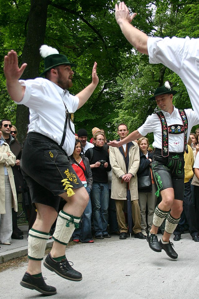 Danseurs de schuhplattler