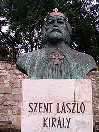 Szent László székesfehérvári szobra