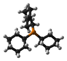Трициклогексилфосфин-from-xtal-1991-3D-balls.png
