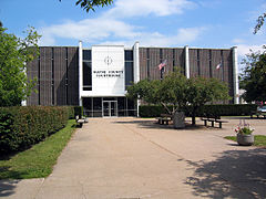 Wayne County IA Courthouse.jpg