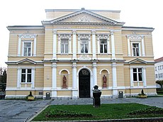 #9 Karlovac Zorin dom Karlovac.jpg